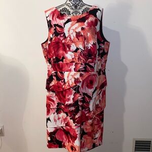 Signature Sabrina Sleeveless Floral Midi Dress Women’s Plus Size 22W